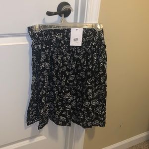 Boutique 2X skirt. New w/tags